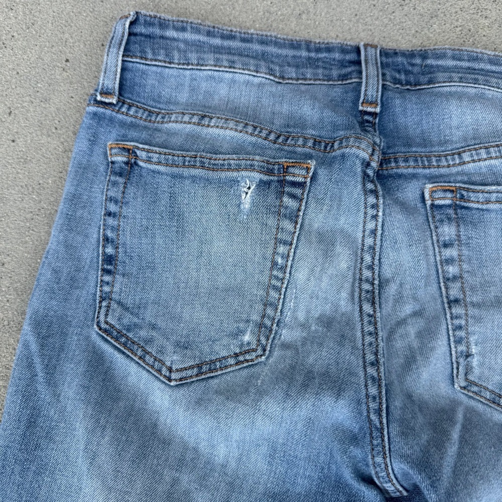 Joes Jeans Women Size 24‎ Mid Rise Slim Straight Raw Edge Cuff Medium Wash Denim - Picture 11 of 11